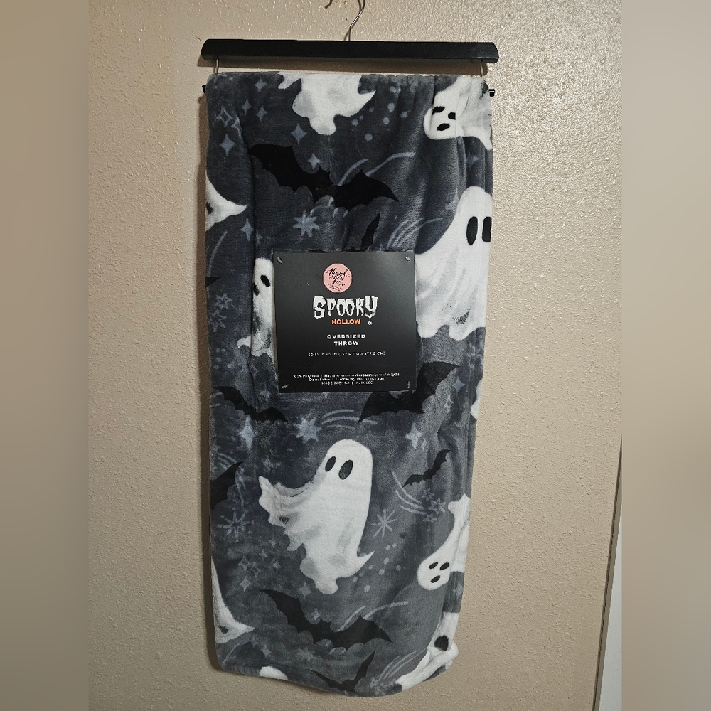 Spooky Halloween Ghost Blanket New 60x70